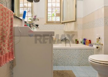Bagno - Semi-detached house Via Litteri
 
90, Aci Castello - photo 23