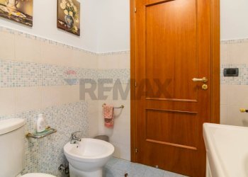 Bagno - Semi-detached house Via Litteri
 
90, Aci Castello - photo 24