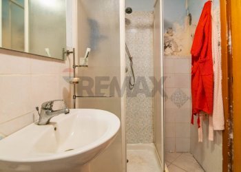 Bagno - Semi-detached house Via Litteri
 
90, Aci Castello - photo 32