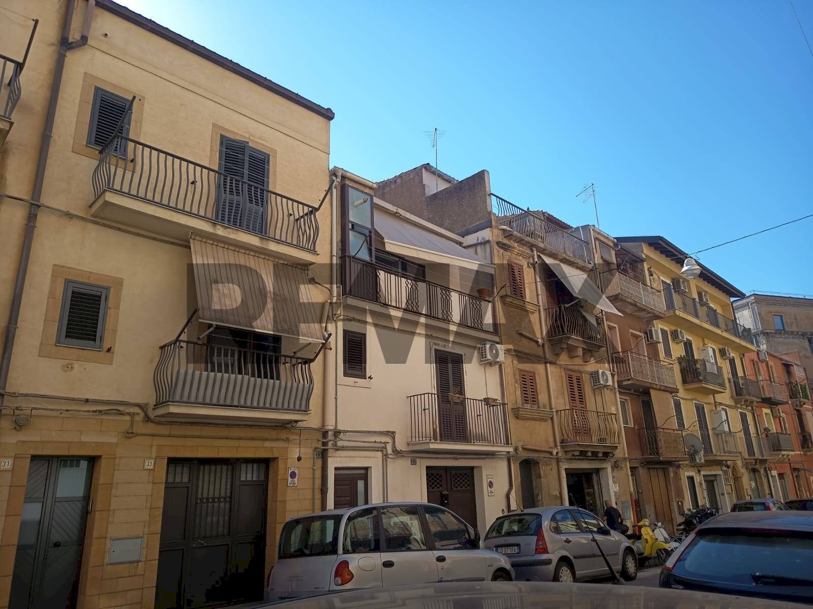 Edificio all\'aperto - Independent house VIA PENTOLAI
 
35-37, Caltagirone - photo 1