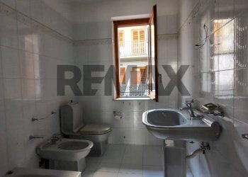 Bagno - Four-room apartment Via Lavina
 
111, Aci Sant'Antonio - photo 31