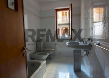 Bagno - Four-room apartment Via Lavina
 
111, Aci Sant'Antonio - photo 32