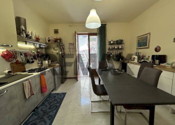 Cucina - Trilocale Via Madonna Dell'Aiuto
 
7b, Acireale - foto 2
