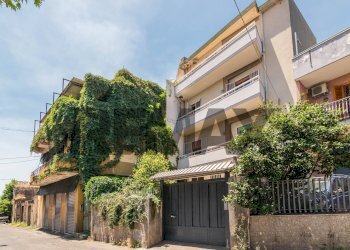 Edificio all\'aperto - Semi-detached house Viale Dei Platani
 
81, Acireale - photo 1