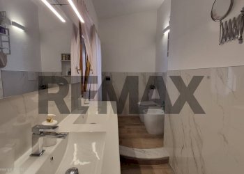 Bagno - Four-room apartment via Nazionale
 
51, Empoli - photo 8