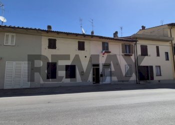 Edificio all\'aperto - Four-room apartment via Nazionale
 
51, Empoli - photo 14