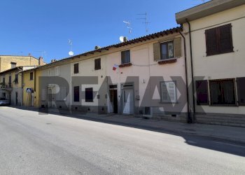 Edificio all\'aperto - Four-room apartment via Nazionale
 
51, Empoli - photo 15