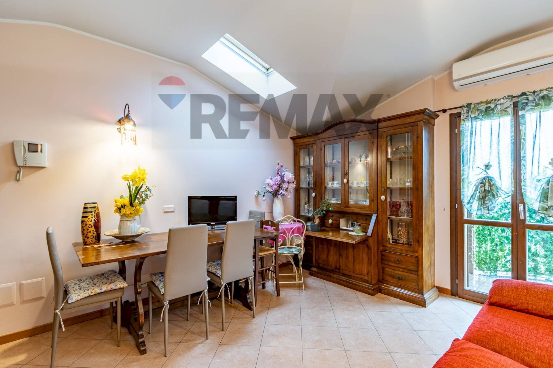 Sala da pranzo - Two-room apartment via riva
17, Missaglia - photo 3