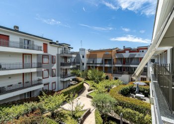 Edificio all\'aperto - Bilocale via beato angelico
 
3, Besana in Brianza - foto 3
