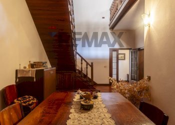Sala da pranzo - Casa semi indipendente Via Romana
 
38, Montalcino - foto 5