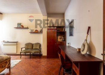 Camera matrimoniale - Casa semi indipendente Via Romana
 
38, Montalcino - foto 7