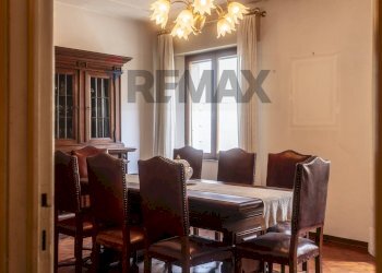 Sala da pranzo - Casa semi indipendente Via Romana
 
38, Montalcino - foto 14
