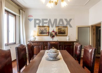 Sala da pranzo - Casa semi indipendente Via Romana
 
38, Montalcino - foto 17