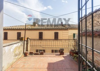 Terrazza - Casa semi indipendente Via Romana
 
38, Montalcino - foto 30