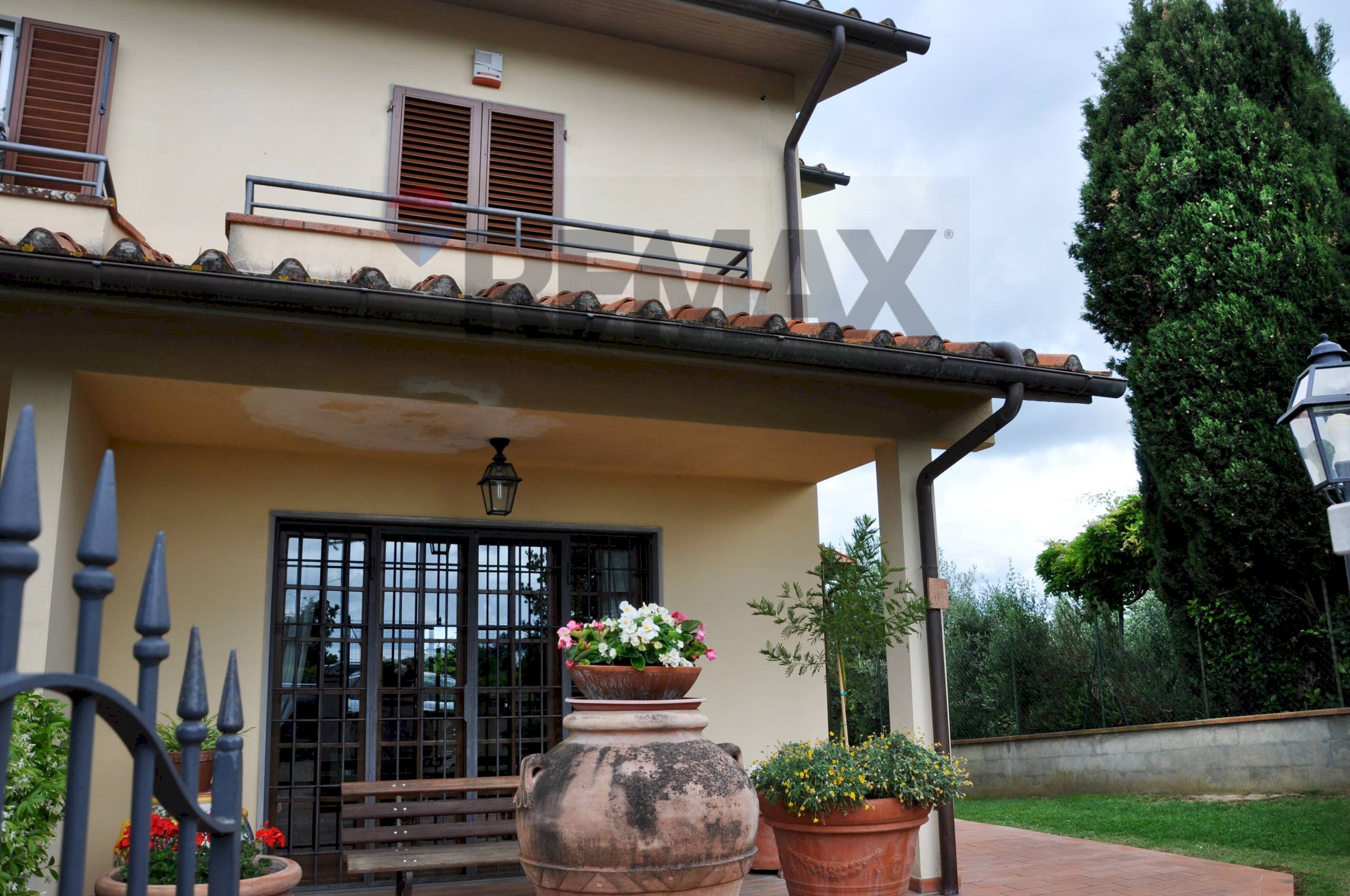Casa all\'aperto - Villa a Schiera Via Maremmana
 
45/H, Lastra a Signa - foto 2