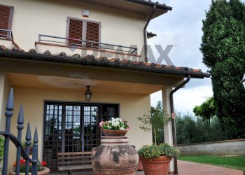 Casa all\'aperto - Villa a Schiera Via Maremmana
45/H, Lastra a Signa - foto 2