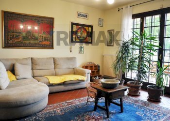 Soggiorno - Villa a Schiera Via Maremmana
45/H, Lastra a Signa - foto 26