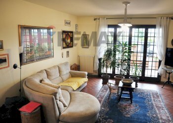 Soggiorno - Villa a Schiera Via Maremmana
45/H, Lastra a Signa - foto 28