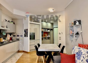 Cucina - Trilocale Via Alcide De Gasperi
 
14, Bagno a Ripoli - foto 7