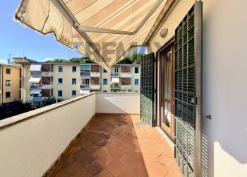Balcone - Trilocale Via Alcide De Gasperi
 
14, Bagno a Ripoli - foto 22