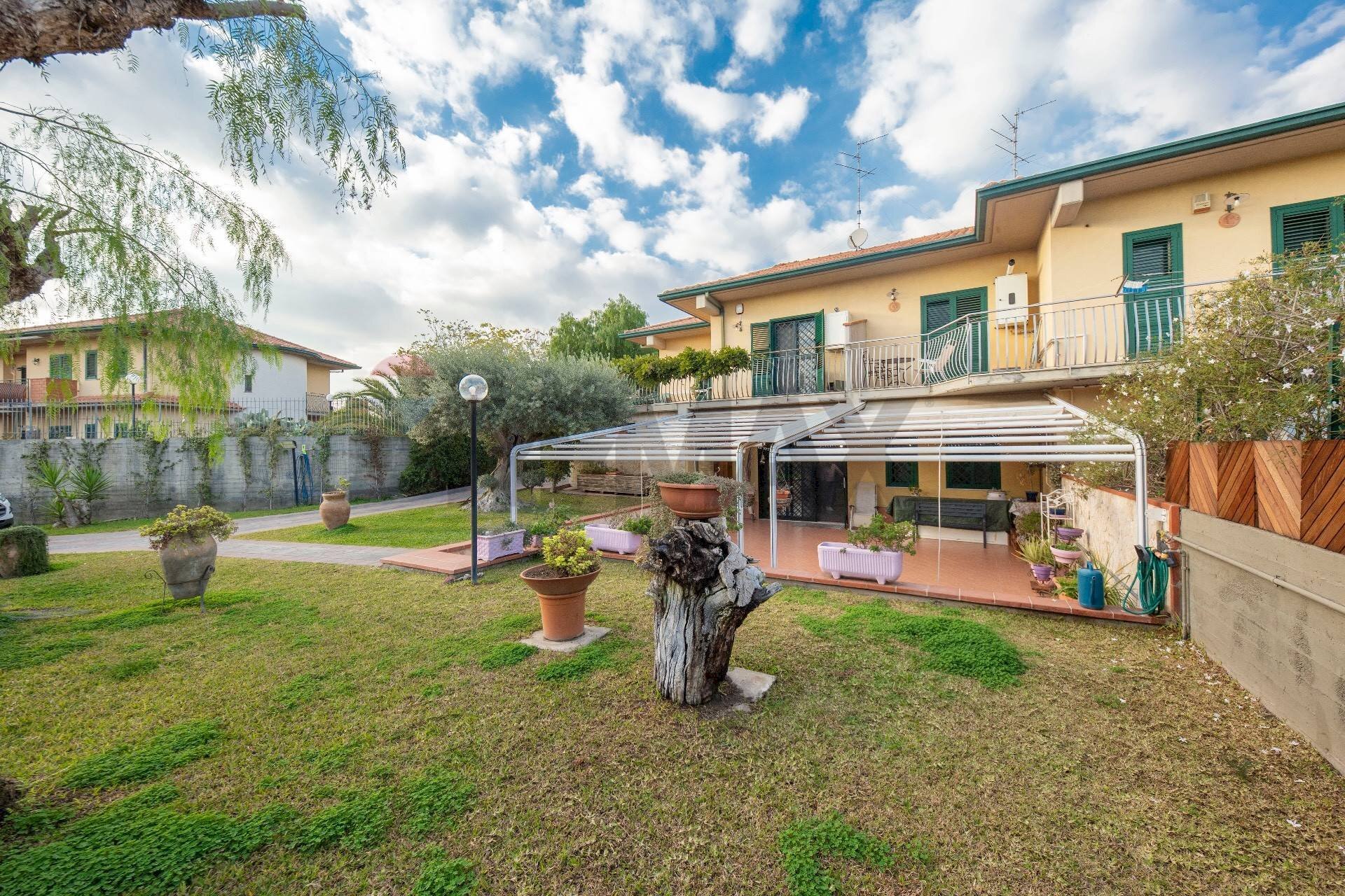 Casa all\'aperto - Villa Via Giovanni Gentile
29, Tremestieri Etneo - photo 2
