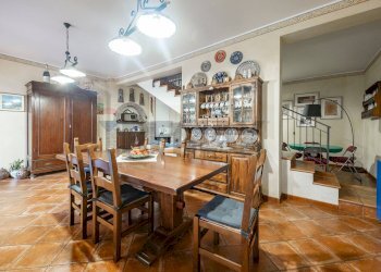 Sala da pranzo - Villa Via Giovanni Gentile
 
29, Tremestieri Etneo - photo 7