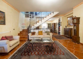 Soggiorno - Villa Via Giovanni Gentile
 
29, Tremestieri Etneo - photo 13
