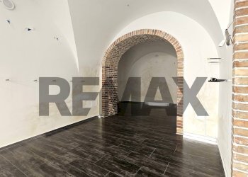 Stanza vuota - Commercial Premises Via Amicarelli
6, Lucera - photo 18