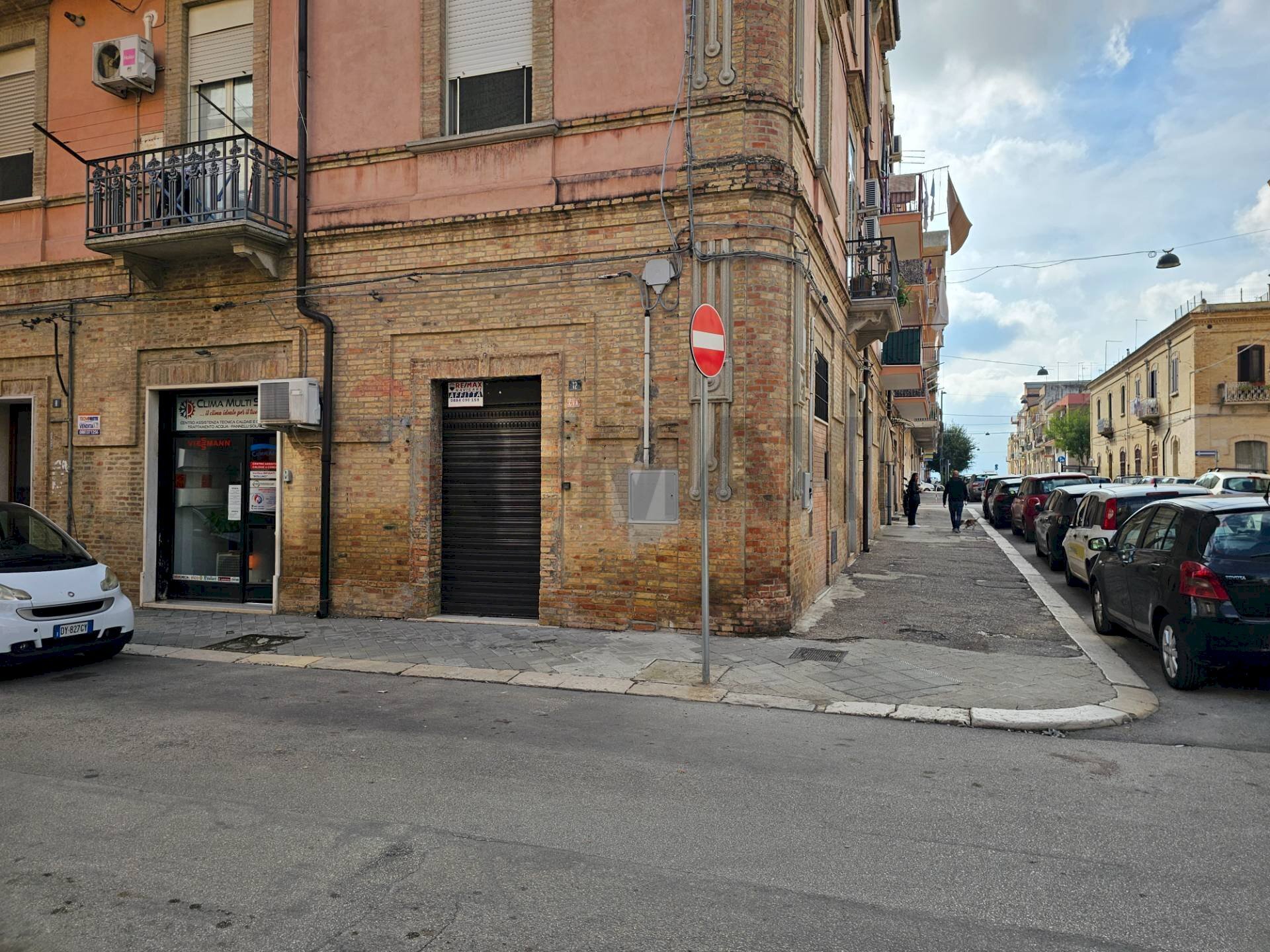 Edificio all\'aperto - Commercial Premises Via Roma
12, Lucera - photo 3