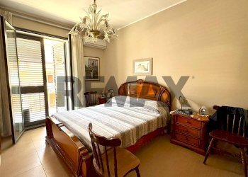 Camera / camera da letto - Three-room apartment VIA SCIASCIA
 
14, Floridia - photo 16