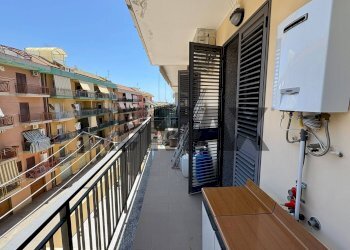 Balcone - Three-room apartment VIA SCIASCIA
 
14, Floridia - photo 18