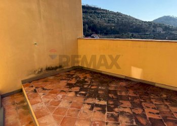 Terrazza - Trilocale via san sebastiano
 
7, Tovo San Giacomo - foto 13
