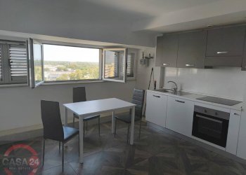 Foto 2 - Three-room apartment Latina - photo 2