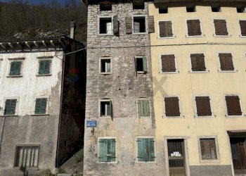 Edificio all\'aperto - Semi-detached house Via Roma
 
1, Longarone - photo 3
