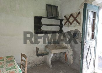 Dettagli - Semi-detached house VIA FALLER
 
24, Sovramonte - photo 2