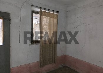Stanza vuota - Semi-detached house VIA FALLER
 
24, Sovramonte - photo 19