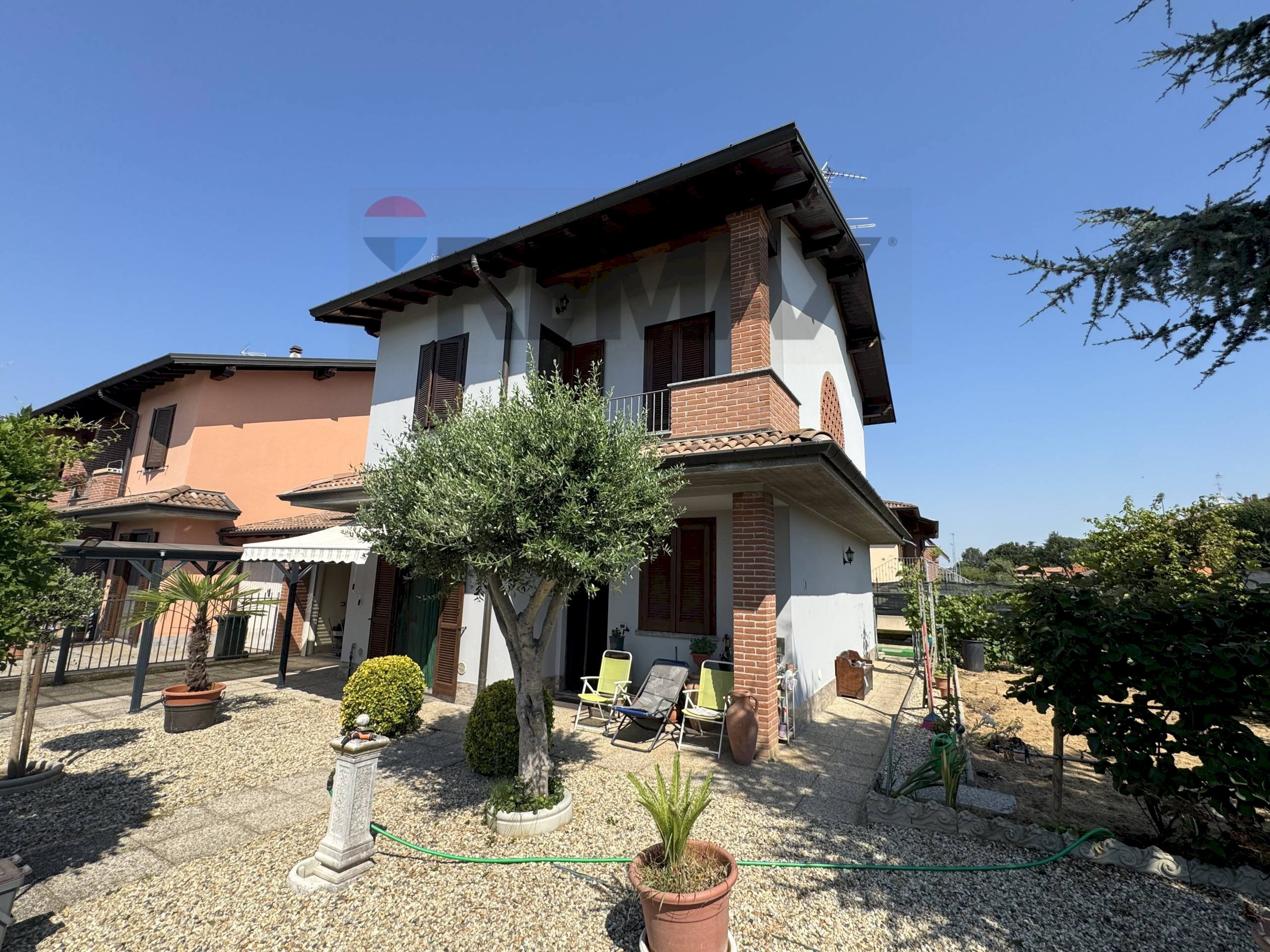 Casa all\'aperto - Villa Via San Zino
 
14/E, Dorno - foto 1