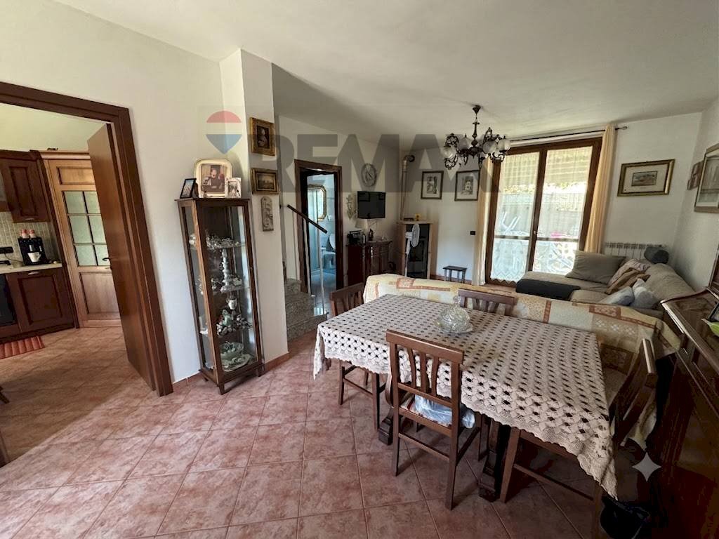 Sala da pranzo - Villa Via San Zino
14/E, Dorno - foto 3