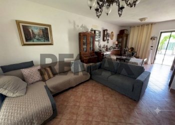 Soggiorno - Villa Via San Zino
 
14/E, Dorno - foto 5