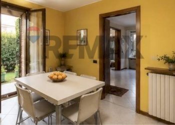 Sala da pranzo - Four-room apartment Via Maciachini
 
12, Pavia - photo 8