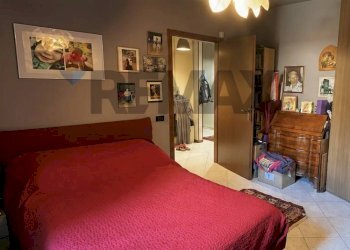 Camera / camera da letto - Four-room apartment Via Maciachini
 
12, Pavia - photo 13