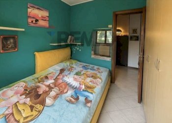 Camera / camera da letto - Four-room apartment Via Maciachini
 
12, Pavia - photo 17