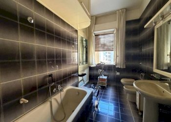 Foto 17 - Four-room apartment Via Ugo Foscolo
 
5, Palermo - photo 17