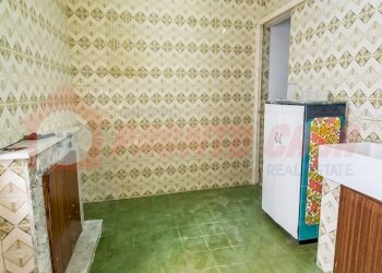 Foto 4 - Trilocale Via Umberto Giordano
 
19, Ischitella - foto 4