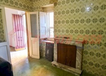 Foto 5 - Trilocale Via Umberto Giordano
 
19, Ischitella - foto 5