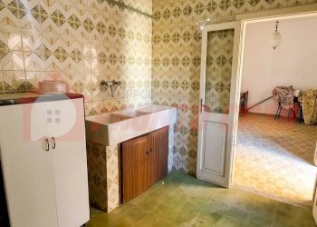 Foto 6 - Trilocale Via Umberto Giordano
 
19, Ischitella - foto 6