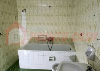 Foto 9 - Trilocale Via Umberto Giordano
 
19, Ischitella - foto 9