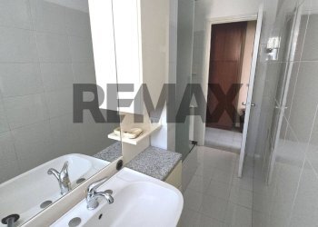 Bagno - Bilocale via Koerner
 
7, Milano - foto 15