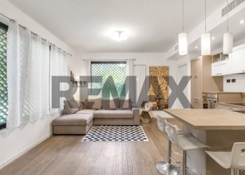 Sala da pranzo - Monolocale Via Pinerolo
 
72, Milano - foto 1