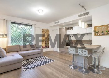 Sala da pranzo - Monolocale Via Pinerolo
 
72, Milano - foto 2